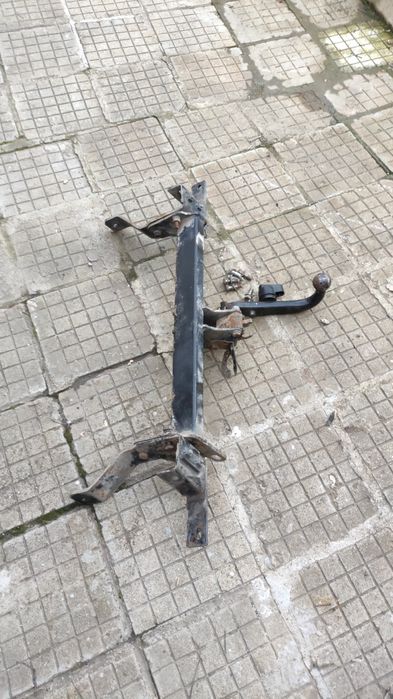 Теглич за Опел Антра