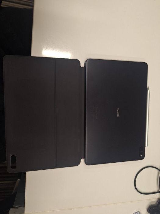 Tabletă HUAWEI MatePad 11 +  Husă Tastatură Originală | Stare excelentă