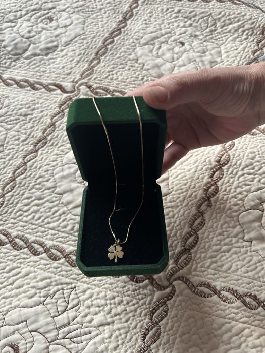 Цепочка с кулоном