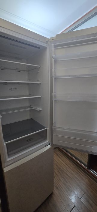 Продаю Холодильник