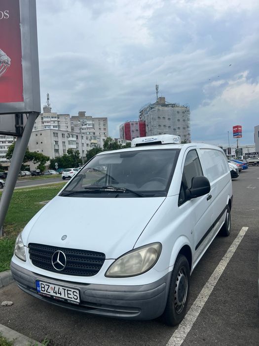 Vand mercedes vito autoutilitara cu frig