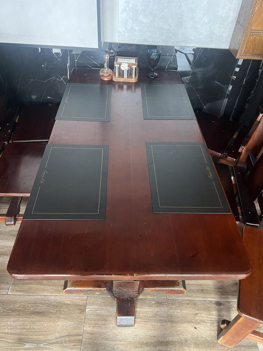 Столы, стуля, лавочки, кафе, ресторан