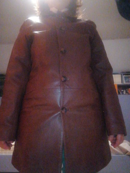 Vând haină nouă damă din piele naturală  mar. 38