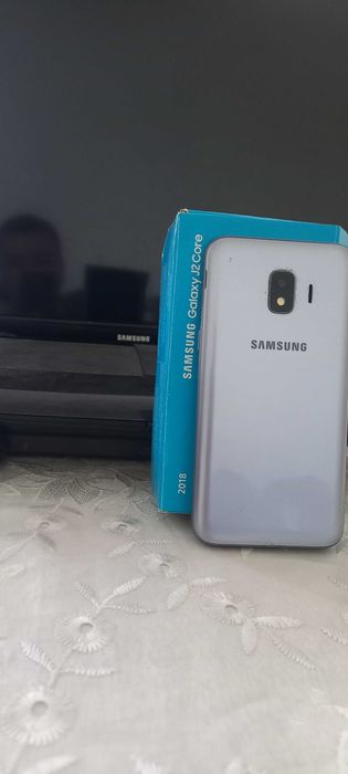 самсунг j2 core.