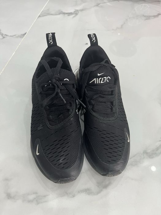 кроссовкий женский