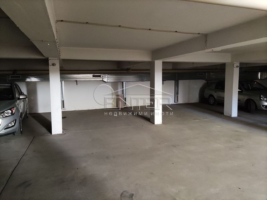 Дава се под наем Гараж / Паркомясто в Варна, Левски - 21 кв.м за 66.3 € - Снимка #1