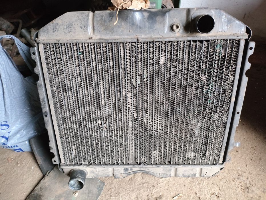 Запчасти на Москвич