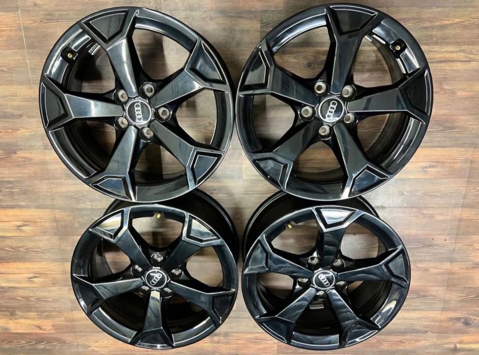 Jante originale Audi Q3/Vw Tiguan  r17 anvelope de iarnă 215 65 r17