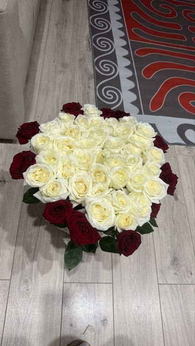 Букет цветов продам