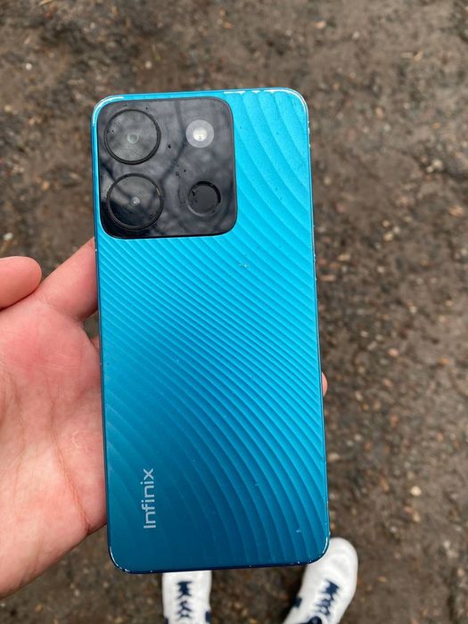 Infinix 7 plyus 64/7 gb