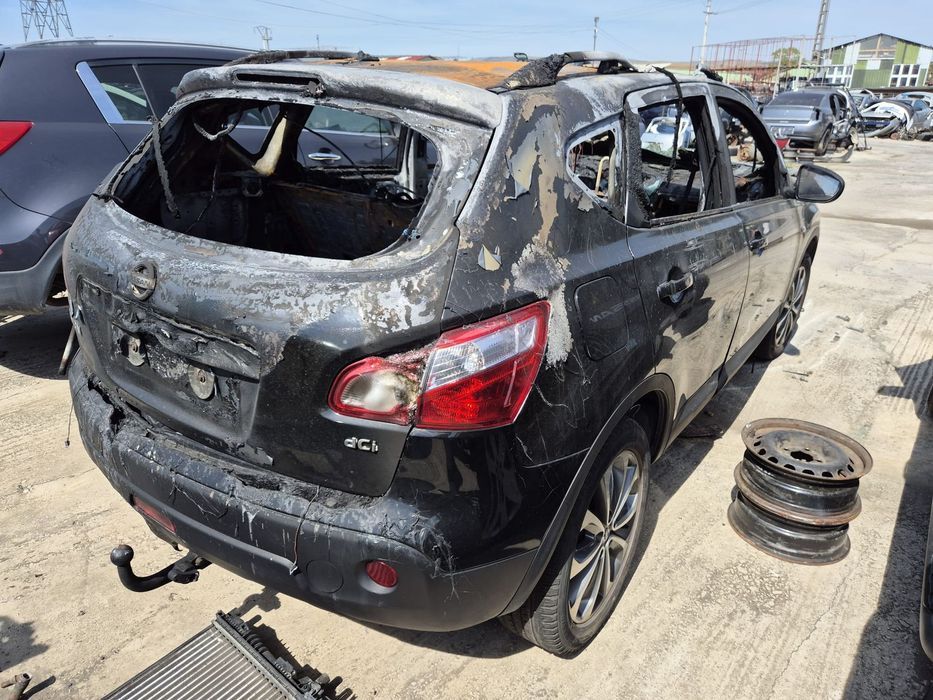Dezmembram Nissan Qashqai, an 2012, 2.0 DCI euro 5, cutie automata