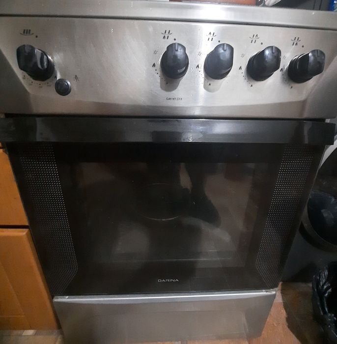 Продам газ плиту