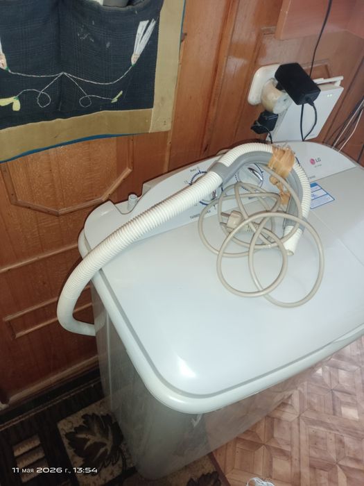 Продам стиральную машину.