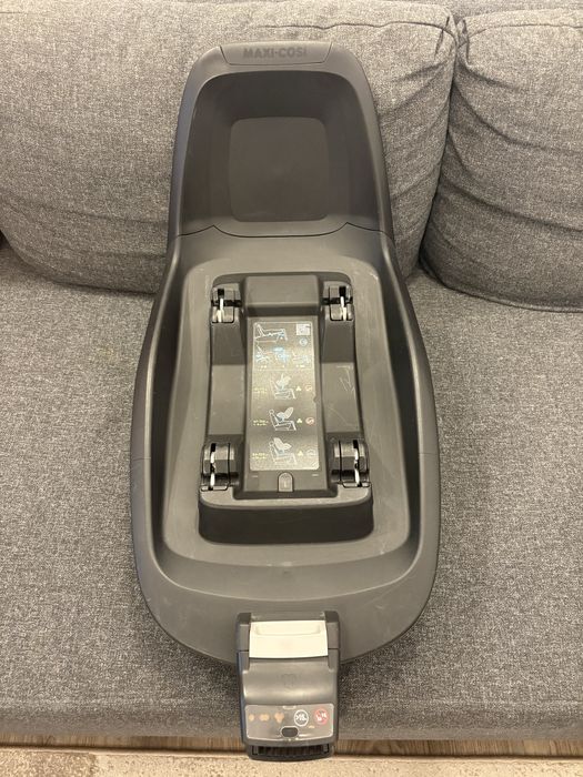 Scaun auto Maxi-Cosi 2wayPearl + baza 2wayFIX cu prindere ISOFIX