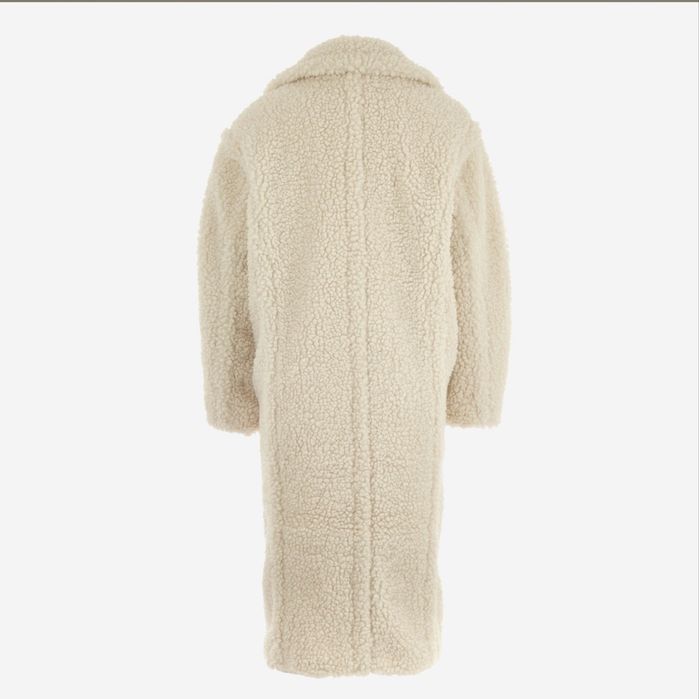 UGG палто актуално за сезона