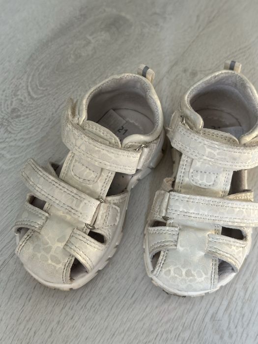 Сандали для девочки 21р