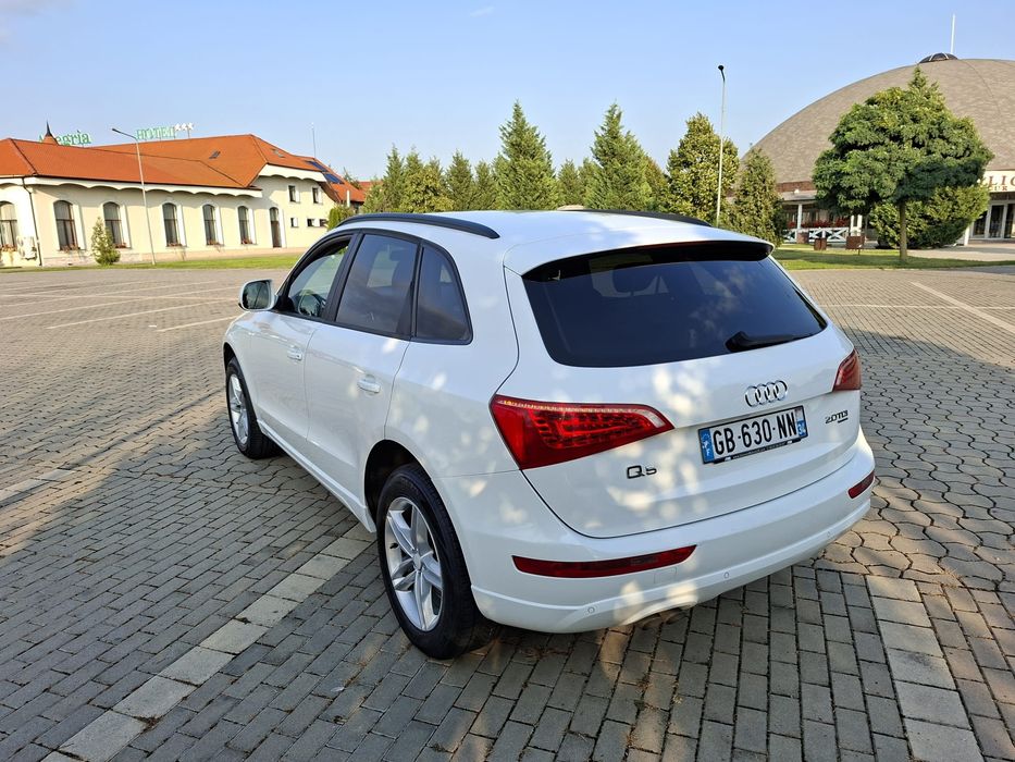 Audi Q5 2.0tdi 4x4 6 viteze manual