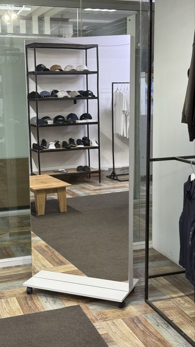 Продам зеркало в полный рост