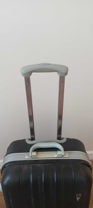 Большой чемодан с замком