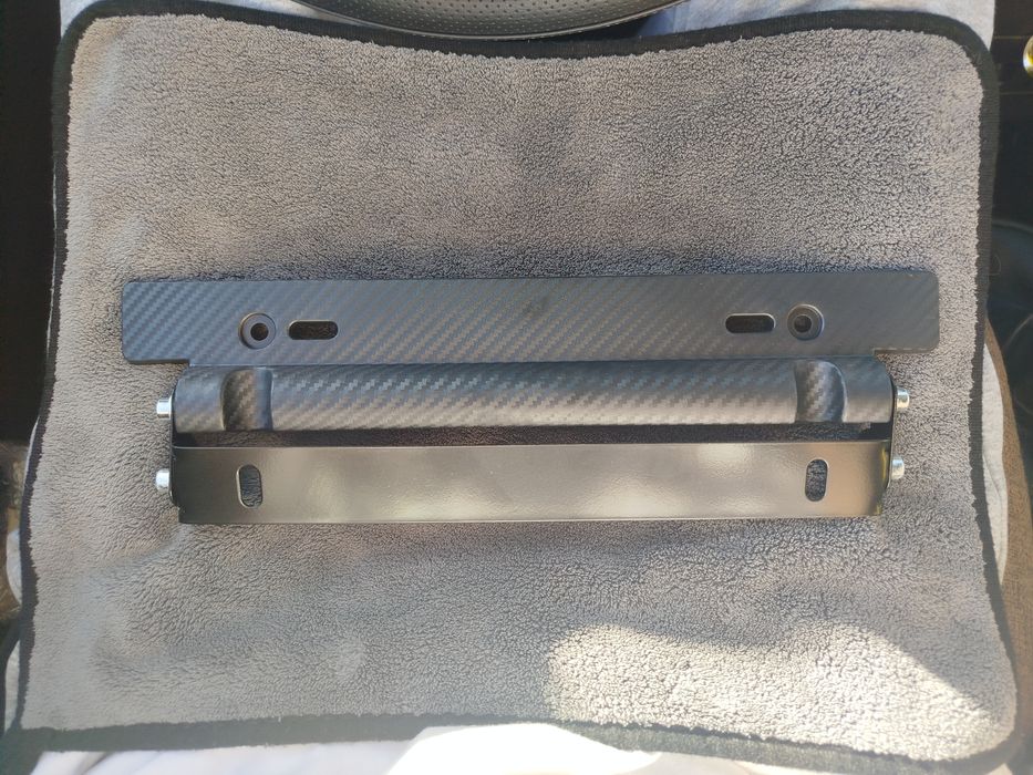 Подиум под номерной знак Авто