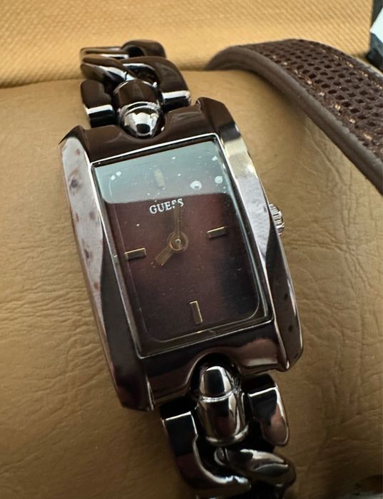 Дамски часовник Guess