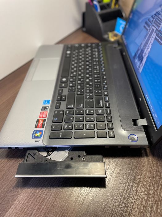 Ноутбук Samsung NP350V5C