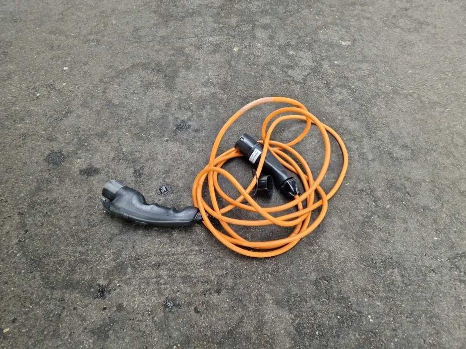 Mitsubishi Outlander 2.0 PHEV 4WD Executive Edition 2014 – 4X4