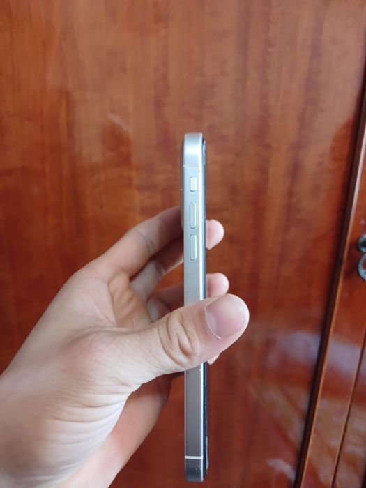 Айфон 11 128 гб. 17 про корпус