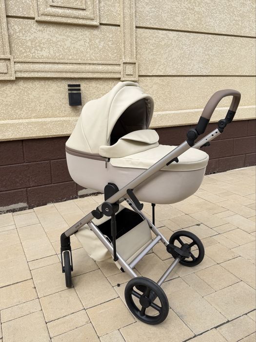 Продам коляску anex eli muse 2в1