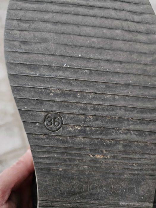 Дамски кецове от естествена кожа