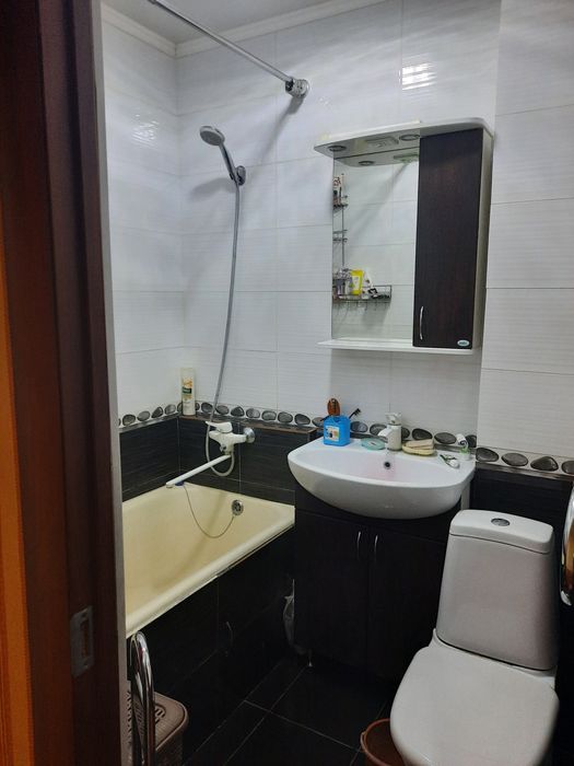 Продаётся 2 - х комнатная квартира