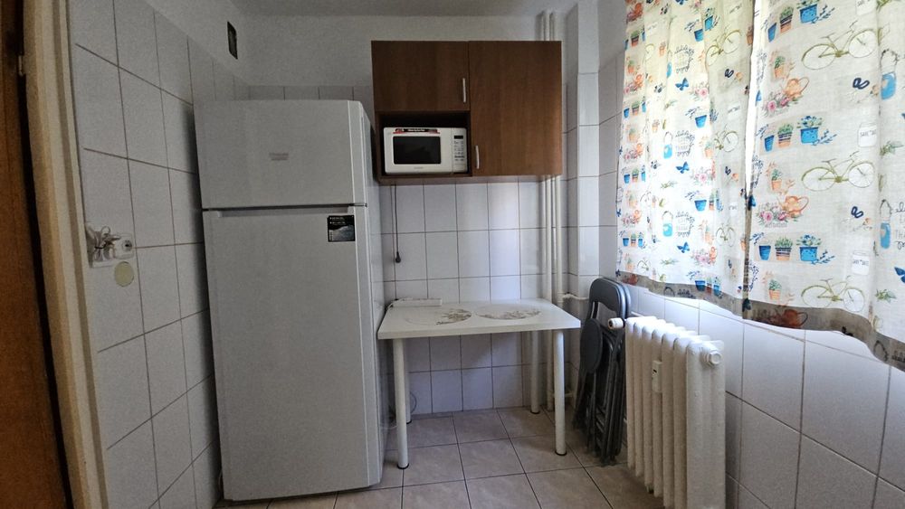 Proprietar, inchiriez garsoniera mobilata si utilata Piata Iancului, strada Avrig, contract ANAF