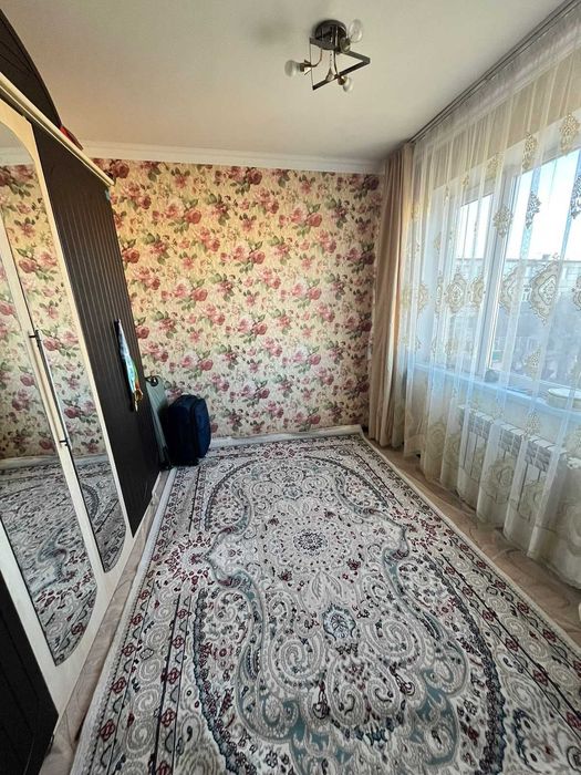 Продам 4 комнатную на Тургенева