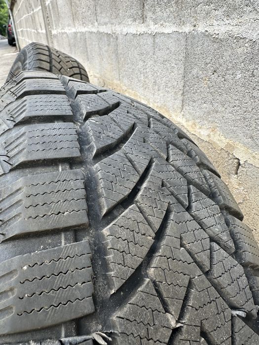 Джанти със зимни гуми 235/65R17