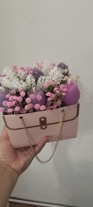 Ръчно изработени букети от свещи