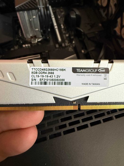 Настолен компютър I5-10400F, RTX 3060 12 GB, AORUS MAINBOARD, RAM 16 GB DDR4