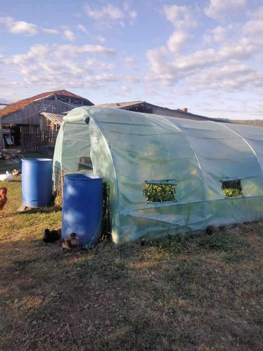 Solar 8m x 3m x 2.5m