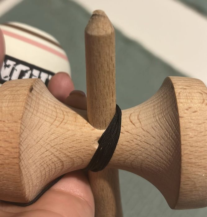 Kendama Strogo Neapolitan Vanilla