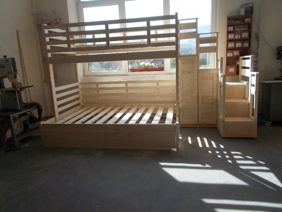 TRANSPORT GRATUIT.Pat etajat-supraetajat din lemn masiv.Cod 3510