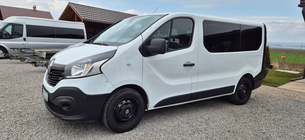 Renault Trafic Al doilea proprietar. Renault Trafic 8+1, generația III, din anul 2017