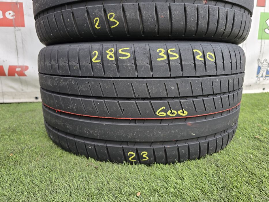 285 35 20 michelin