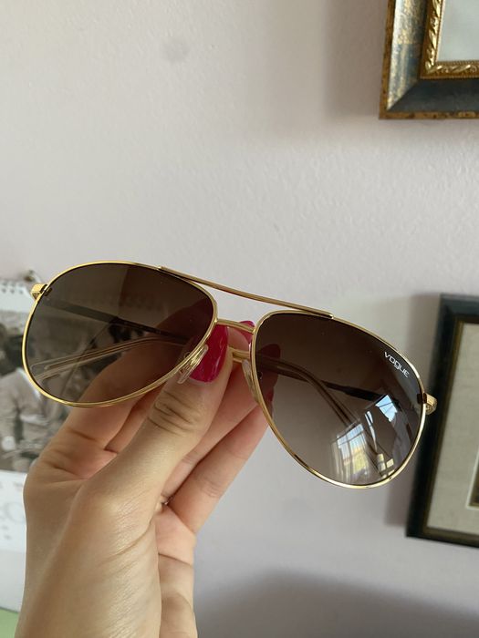 Чисто нови очила Vogue