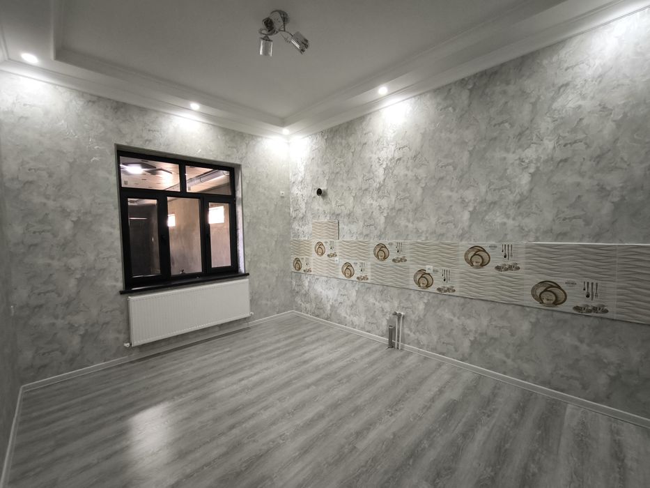 Срочно 2024 йилда битган уй сотилади ками бор