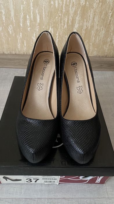 Туфли 37р 5000тг