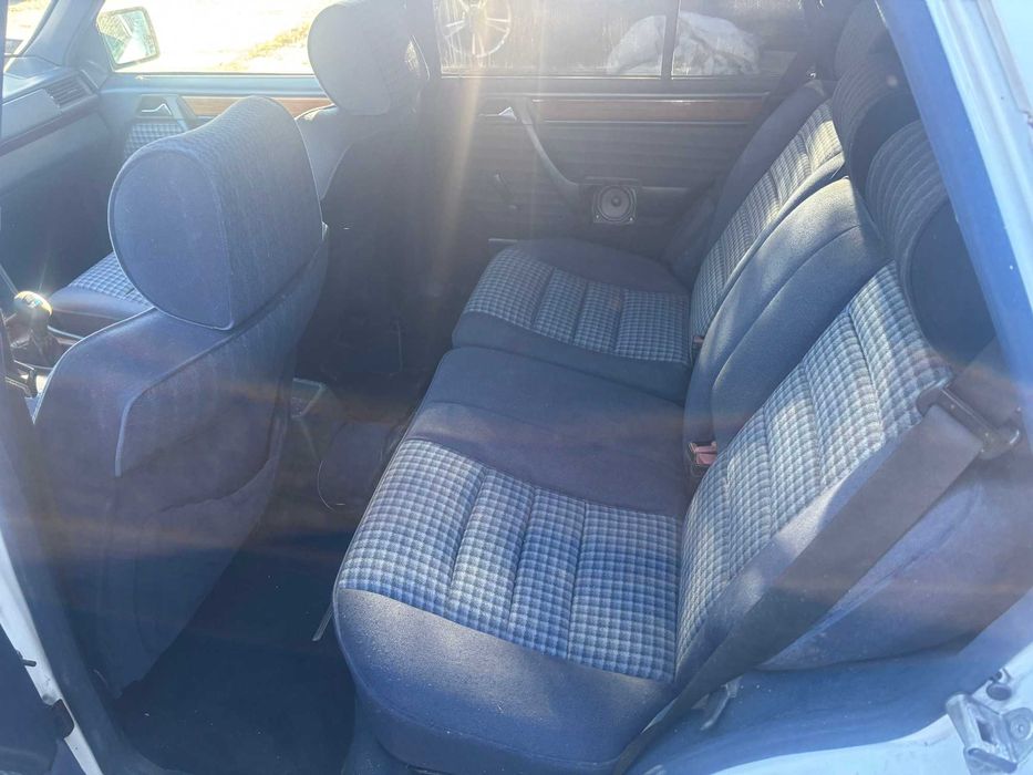 Dezmembrez S124/W124 Break 3.0 Diesel Aspirat OM603