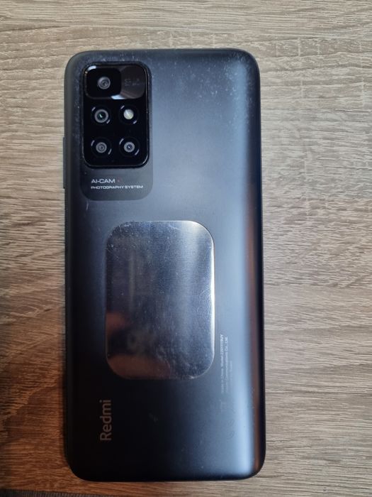 Xiaomi Redmi 10 2022 – funcțional – ecran zgâriat – preț negociabil