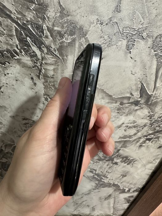 Продам Телефон Nokia E51-1.