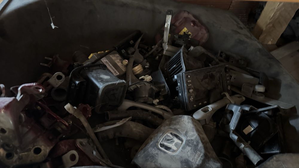 Honda crv 2 части