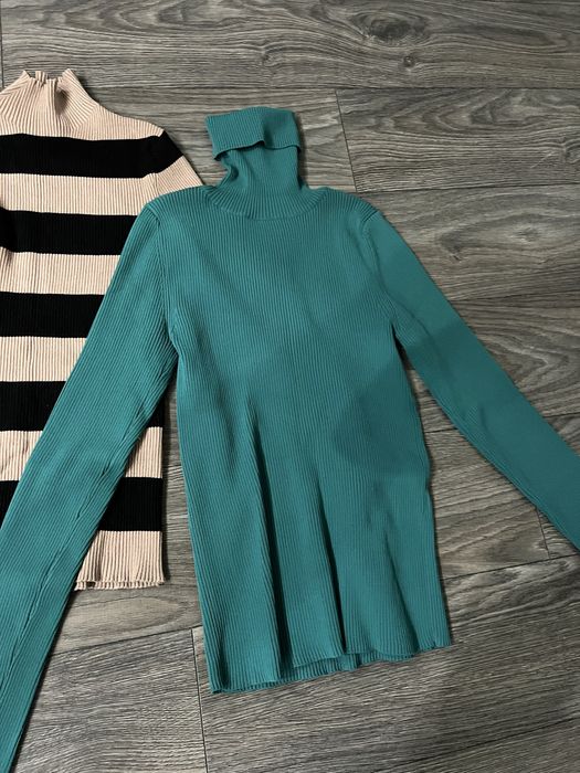 Пуловери с яка или поло