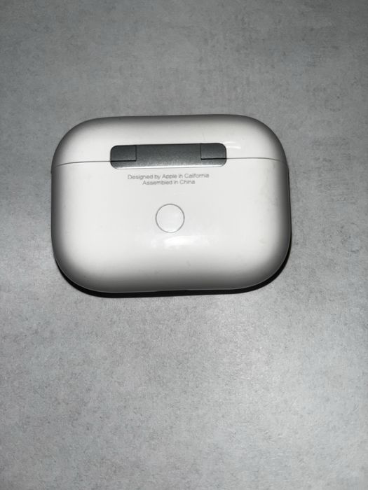 Apple air pods pro 2 ( usb-c )